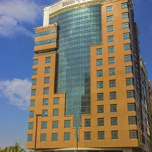 Paragon Aparthotel